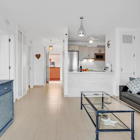 Top Floor, Sea View, Huge Terrace, Heated Pool, Garage Los Cristianos  Buitenkant foto