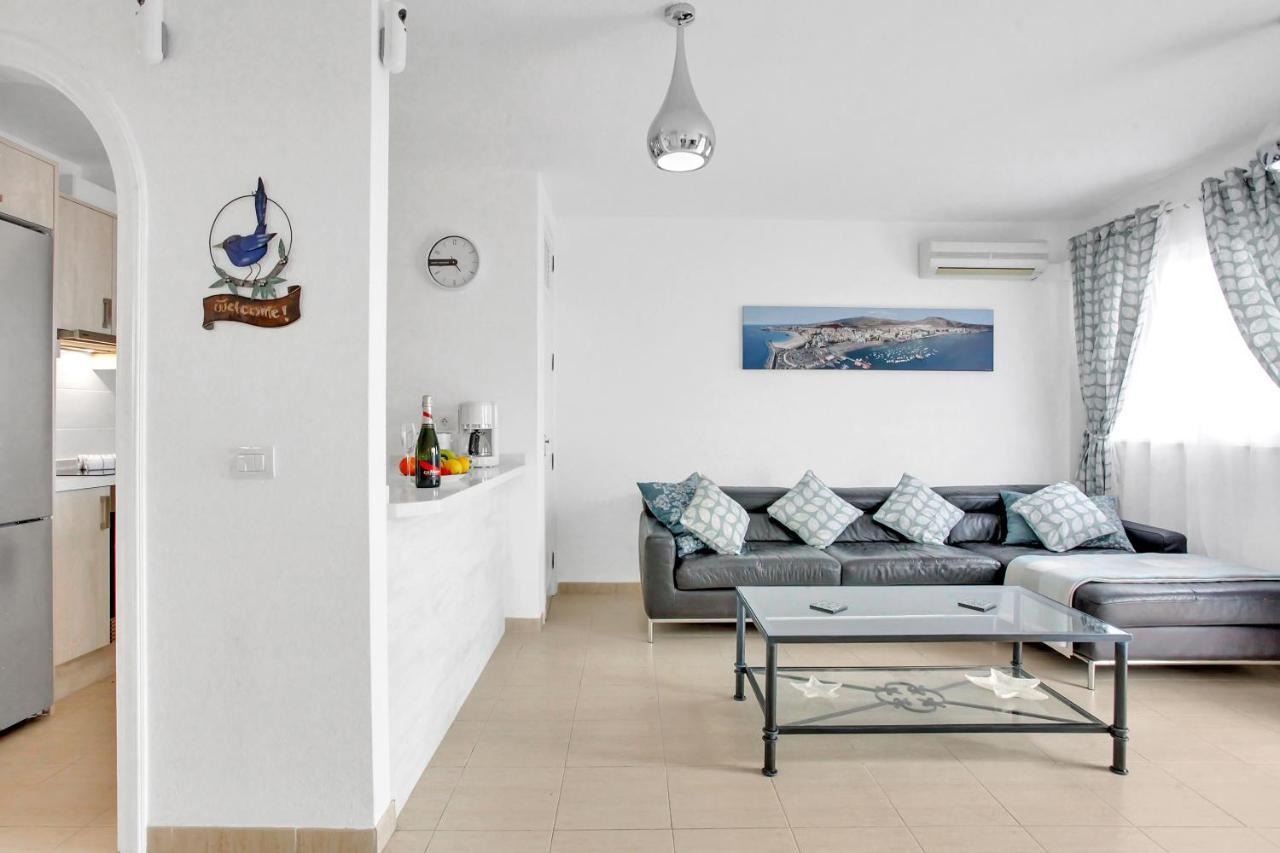 Top Floor, Sea View, Huge Terrace, Heated Pool, Garage Los Cristianos  Buitenkant foto