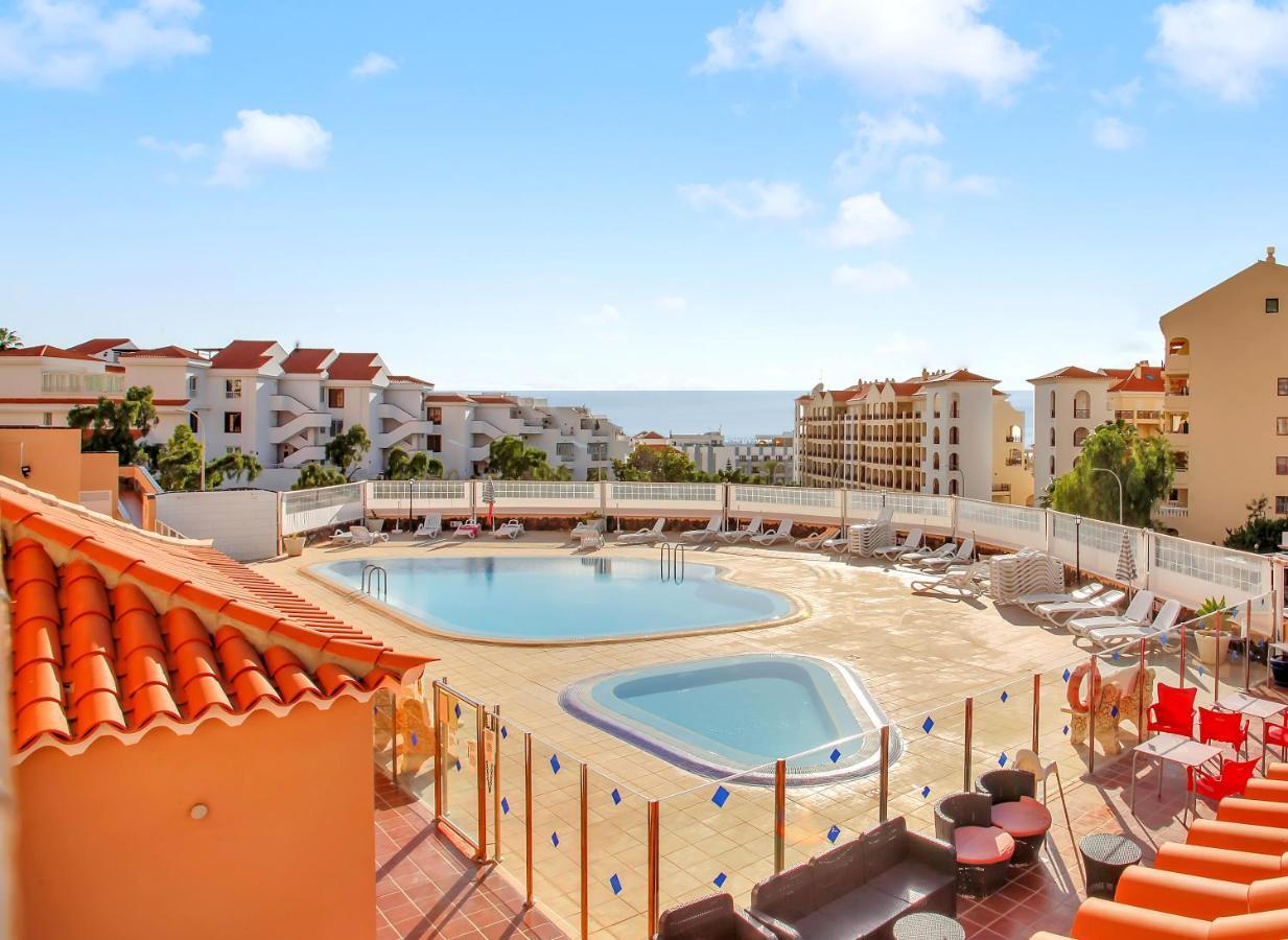 Top Floor, Sea View, Huge Terrace, Heated Pool, Garage Los Cristianos  Buitenkant foto