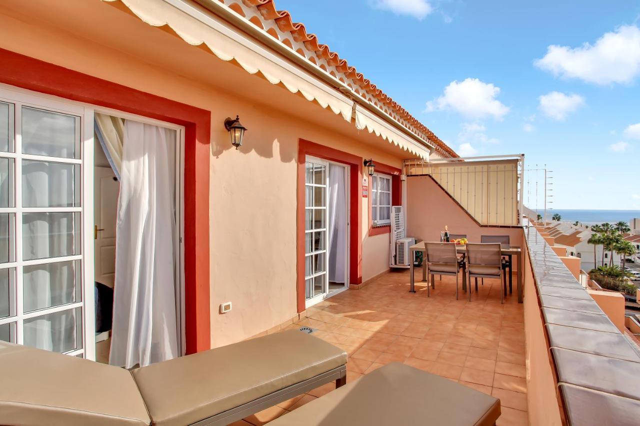 Top Floor, Sea View, Huge Terrace, Heated Pool, Garage Los Cristianos  Buitenkant foto