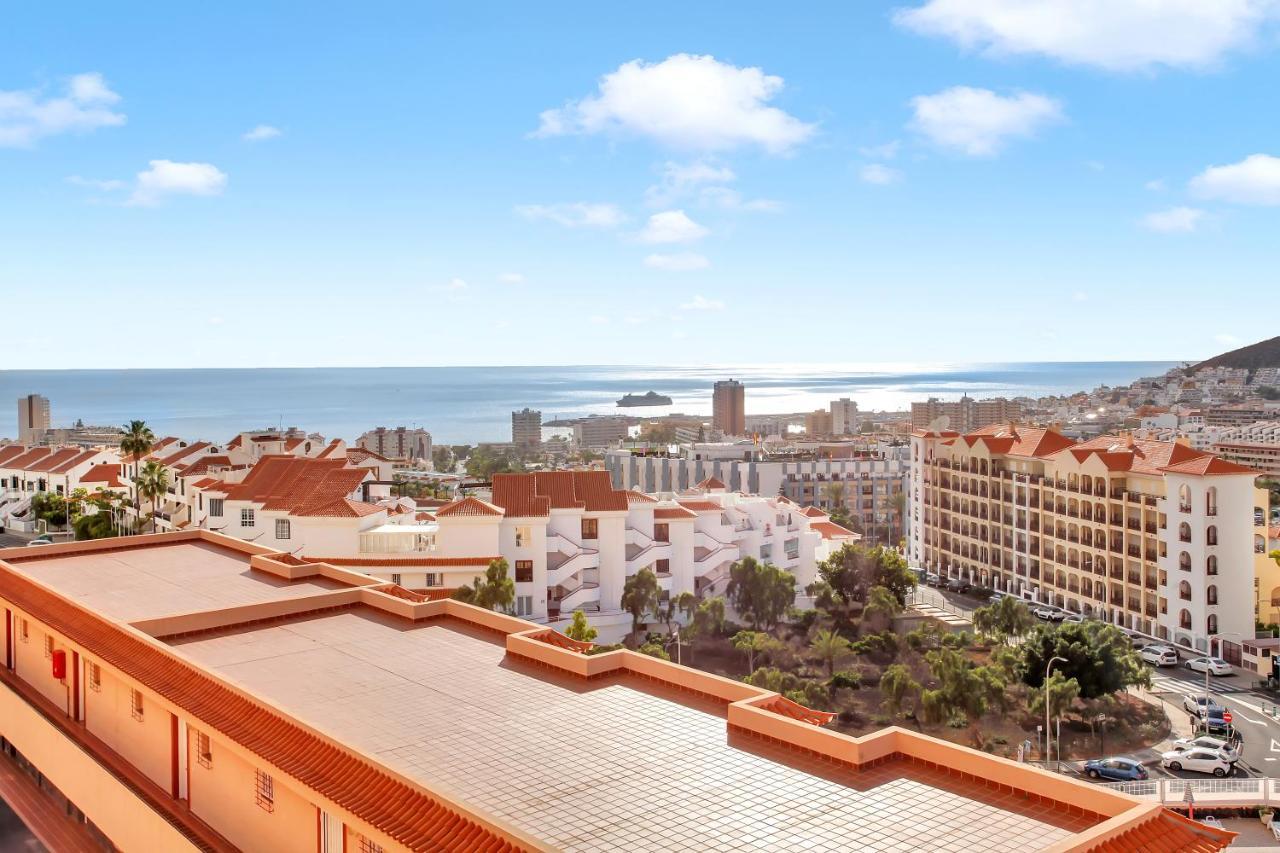 Top Floor, Sea View, Huge Terrace, Heated Pool, Garage Los Cristianos  Buitenkant foto