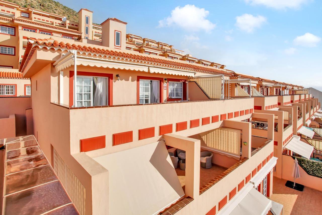 Top Floor, Sea View, Huge Terrace, Heated Pool, Garage Los Cristianos  Buitenkant foto