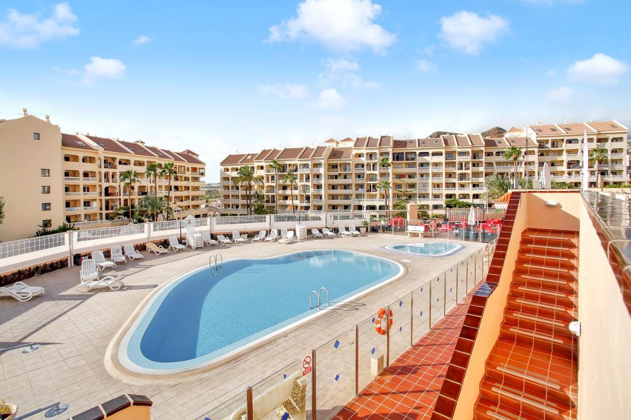 Top Floor, Sea View, Huge Terrace, Heated Pool, Garage Los Cristianos  Buitenkant foto