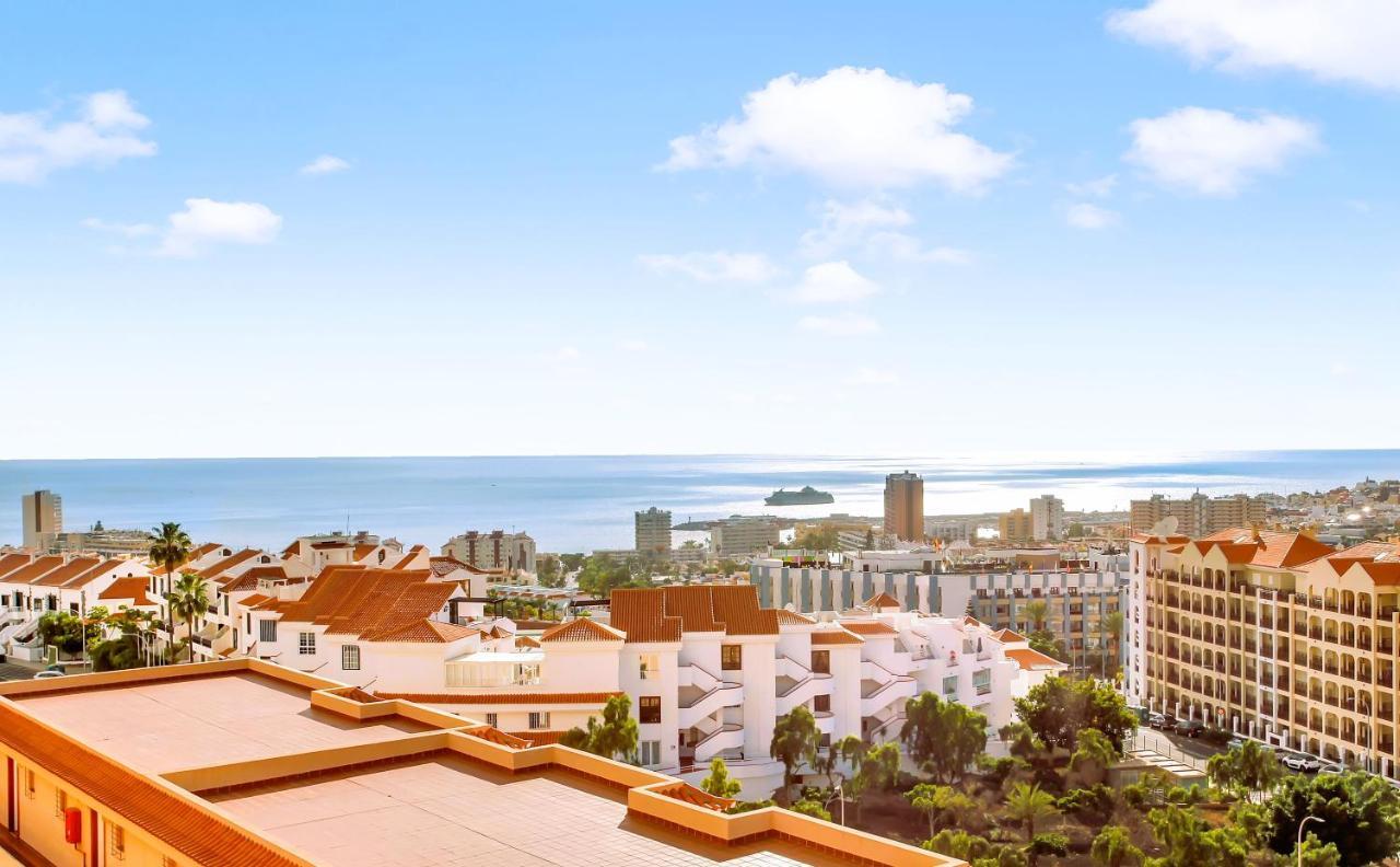 Top Floor, Sea View, Huge Terrace, Heated Pool, Garage Los Cristianos  Buitenkant foto